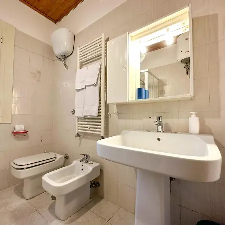 Piano Alto Apartment *
